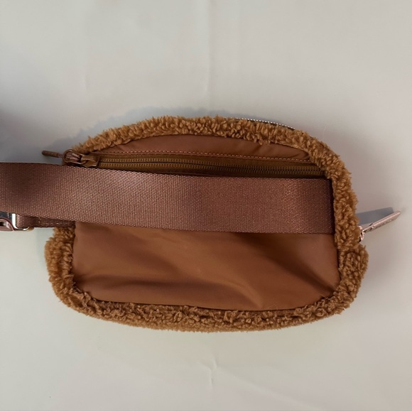 Lululemon Fanny Pack - Picture 2 of 3